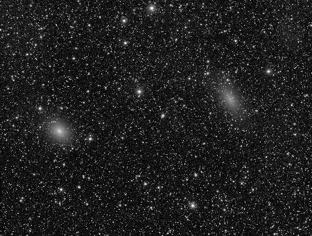 NGC147_185, 2019-11-19, 39x200L , APO100Q, ASI1600MM-Cool.jpg